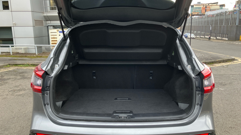 Nissan Qashqai 1.5 dCi N-Connecta 5dr Diesel Hatchback